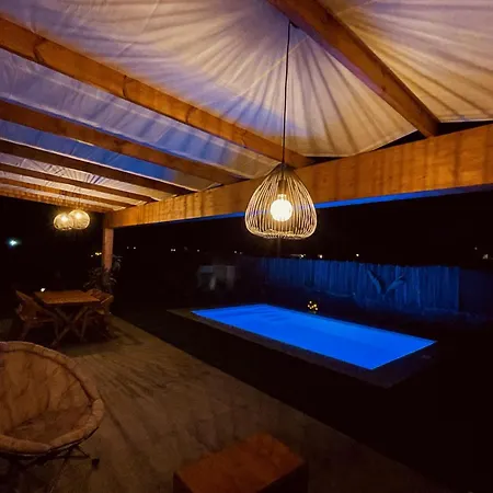 + Piscina Independiente